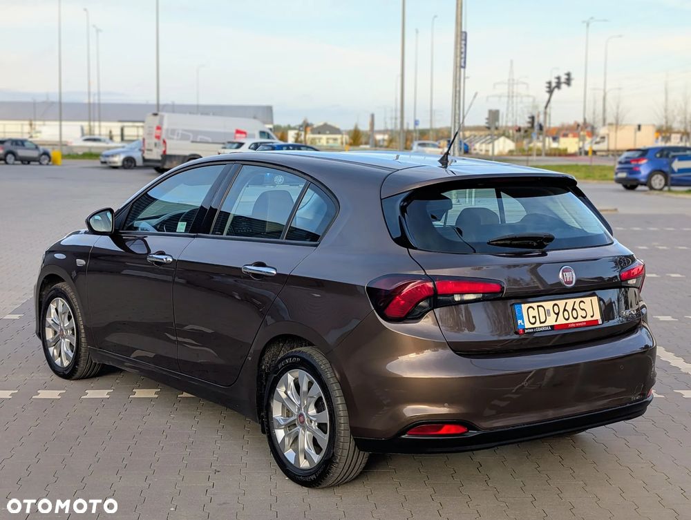 Fiat Tipo 1.4 16v Lounge EU6d - 4