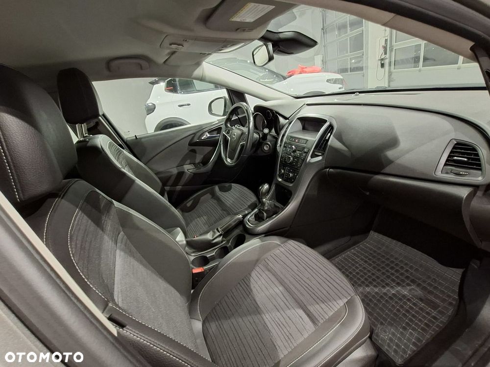 Opel Astra - 18
