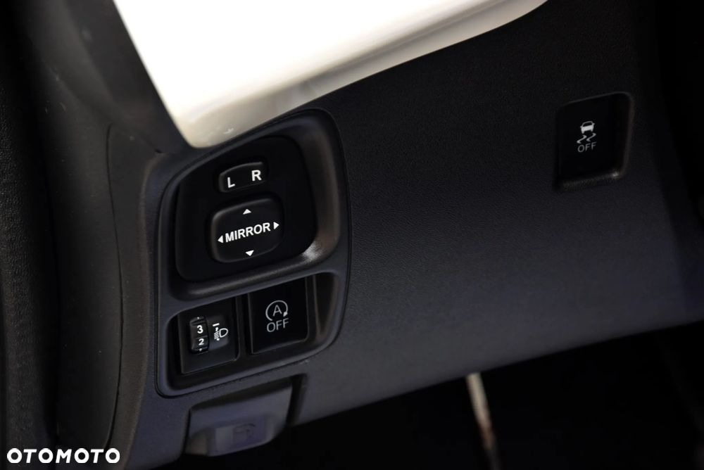 Toyota Aygo x-play - 15