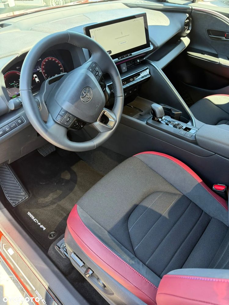 Toyota C-HR - 10