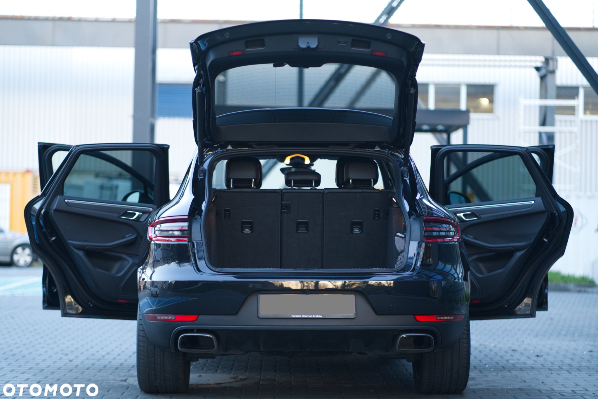 Porsche Macan Standard - 16