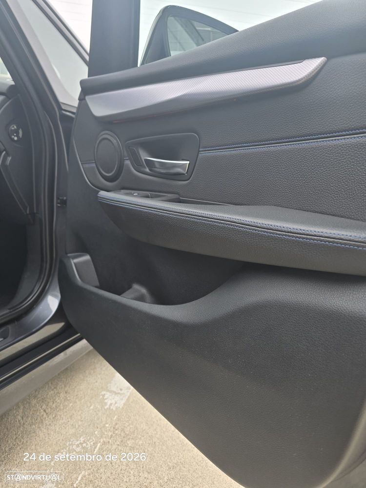 BMW 225xe Active Tourer - 36