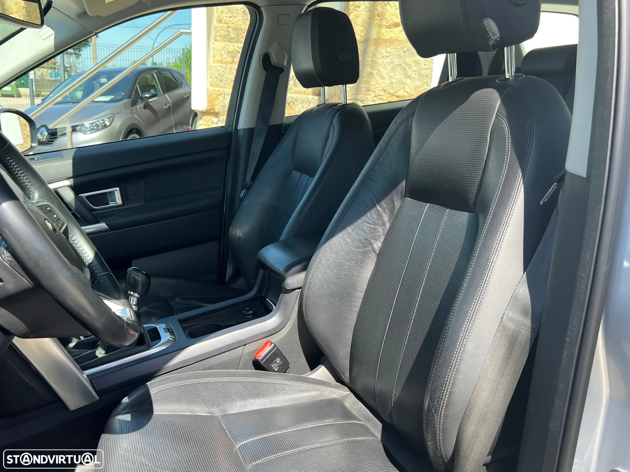 Land Rover Discovery Sport 2.0 eD4 HSE - 20