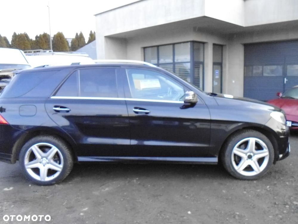 Mercedes-Benz ML 350 BlueTEC 4-Matic - 5