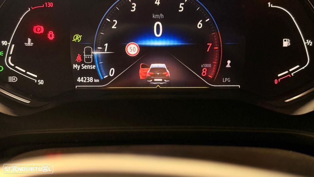 Renault Captur 1.0 TCe Techno Bi-Fuel - 17