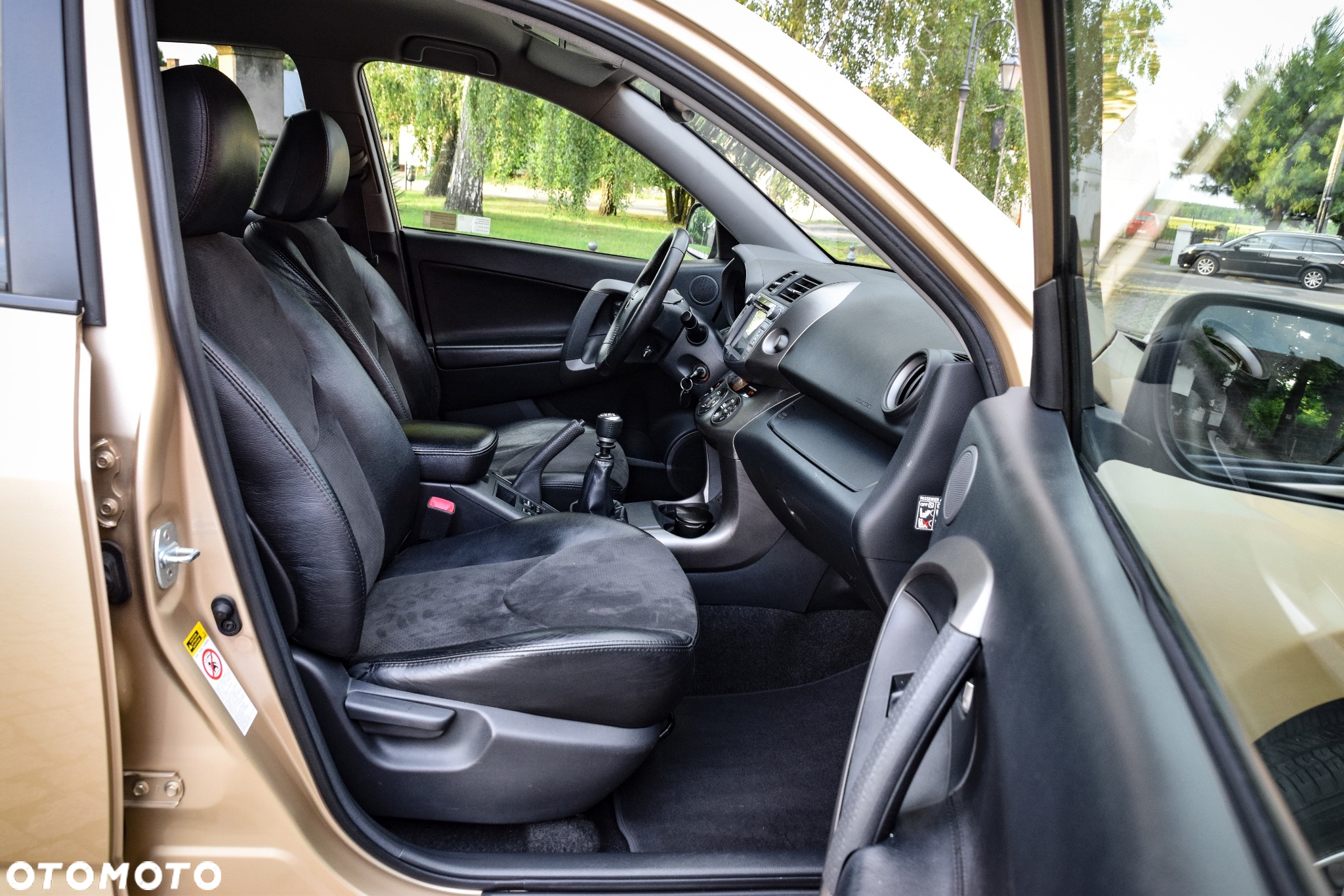 Toyota RAV4 2.2 D-4D Sol Platinium NAVI - 38