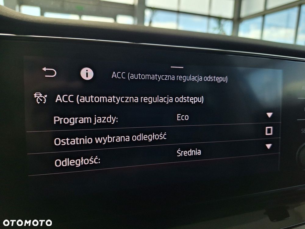 Skoda Octavia 2.0 TDI Ambition DSG - 32