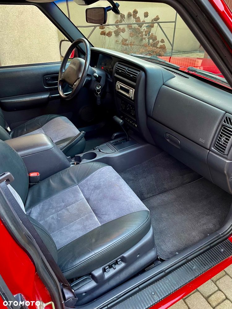 Jeep Cherokee 4.0 Limited - 8