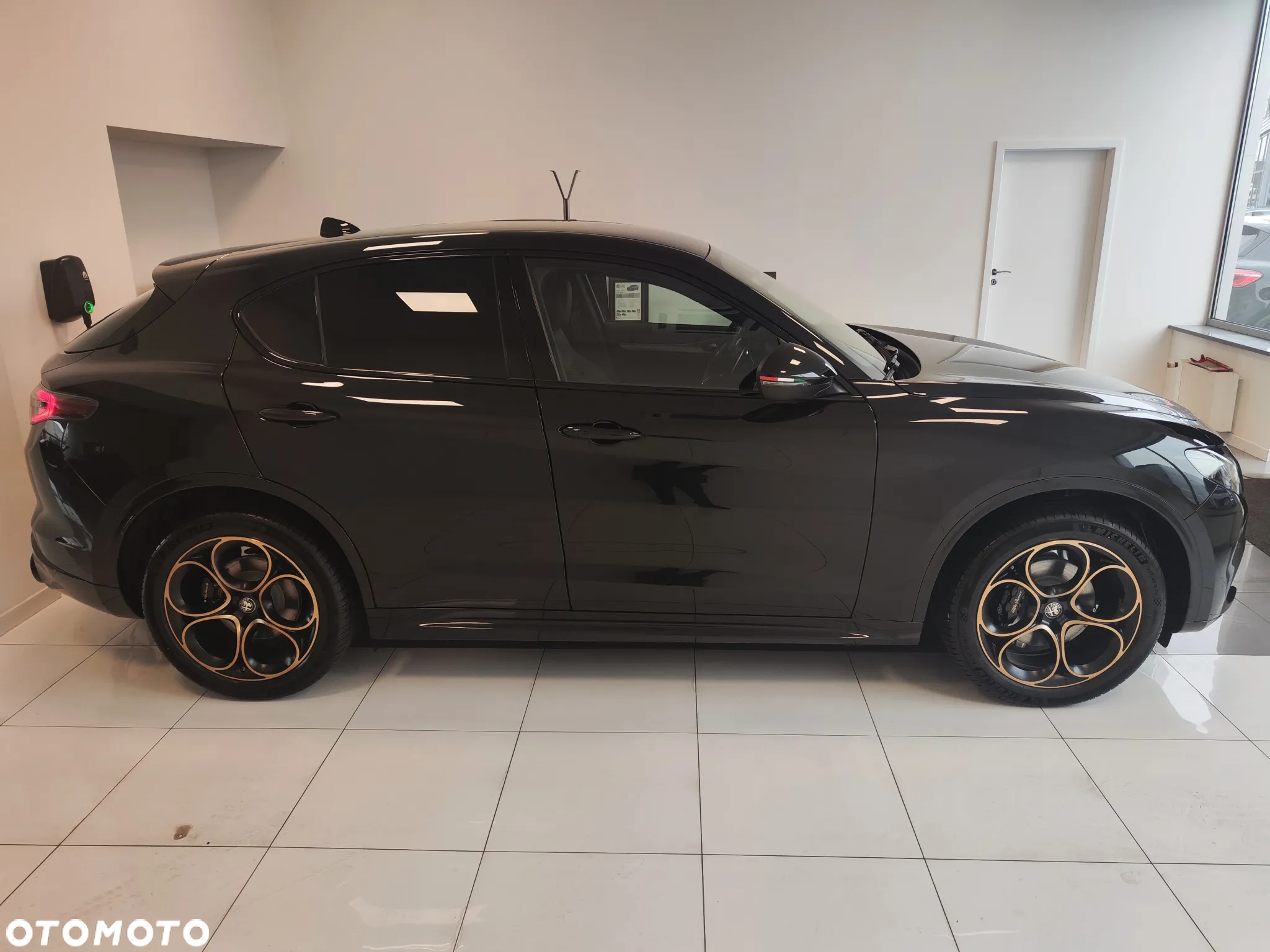 Alfa Romeo Stelvio 2.0 Turbo Intensa Q4 - 4