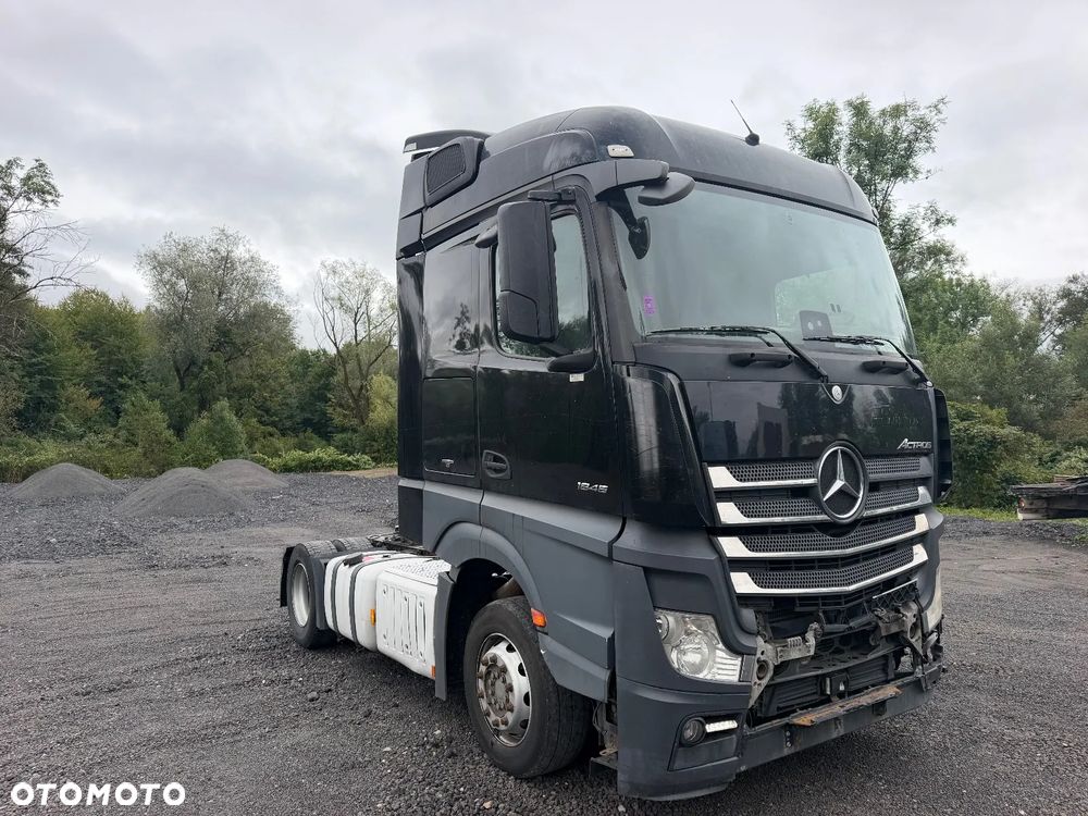 Mercedes-Benz ACTROS - 5