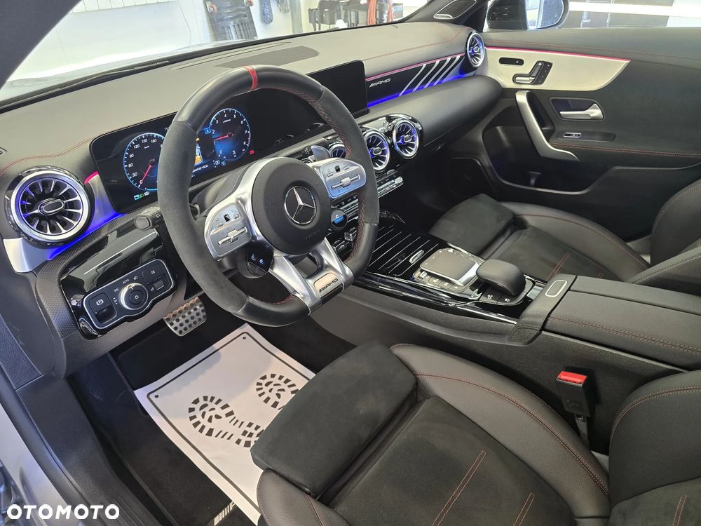 Mercedes-Benz CLA AMG 45 S 4-Matic 8G-DCT - 4