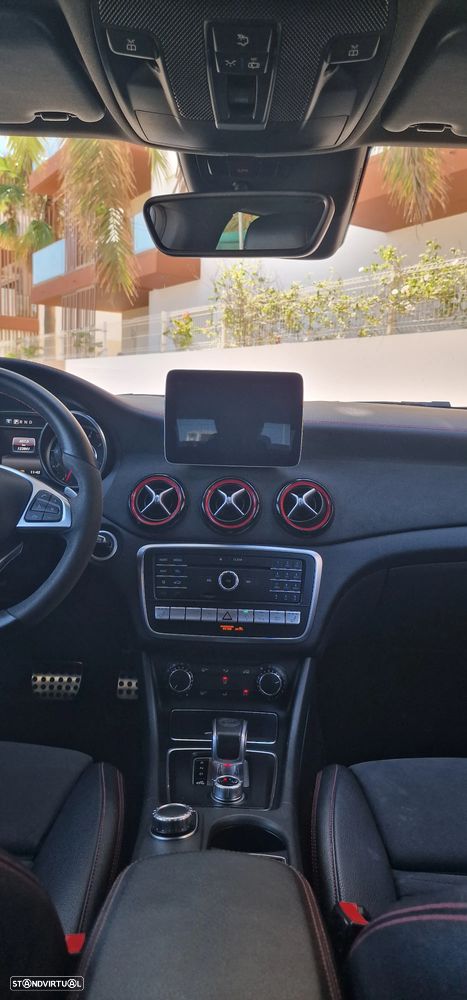 Mercedes-Benz CLA 45 AMG 4Matic 7G-DCT Orange Art Edition - 18
