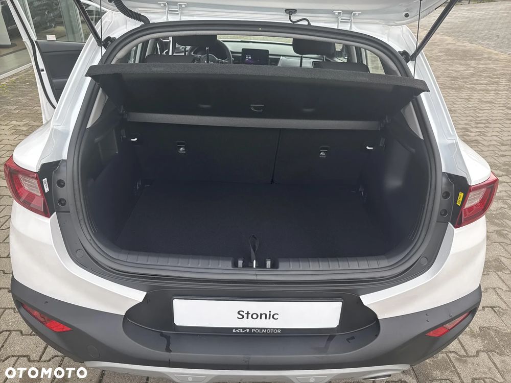 Kia Stonic 20 - 17