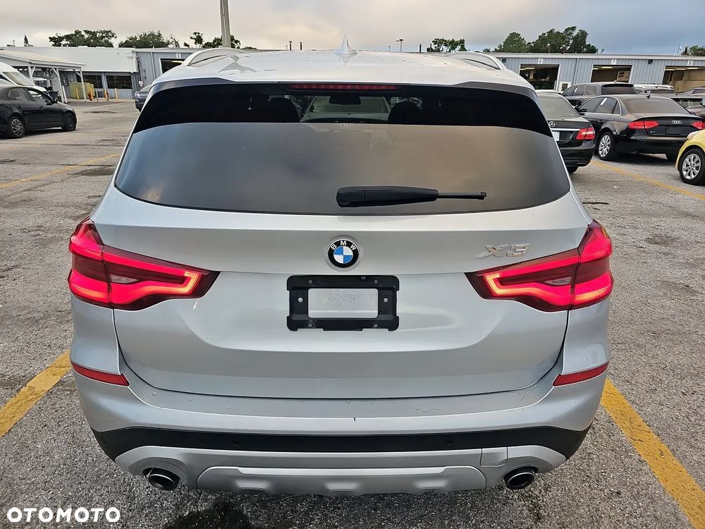 BMW X3 xDrive30i - 7