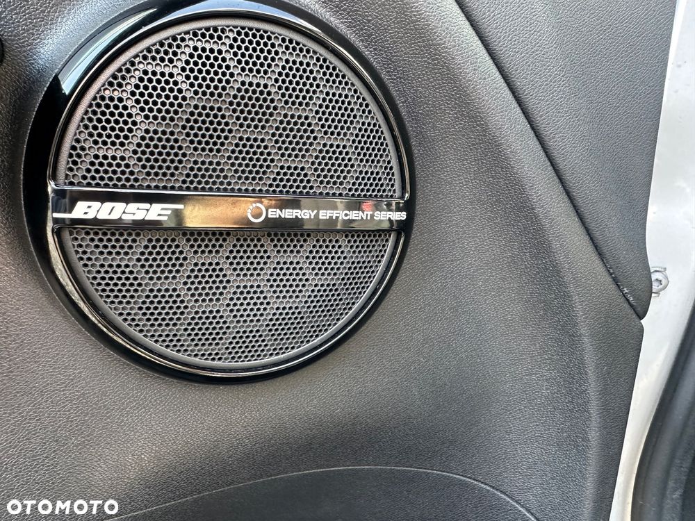Renault Megane ENERGY TCe 130 Start & Stop Bose Edition - 16