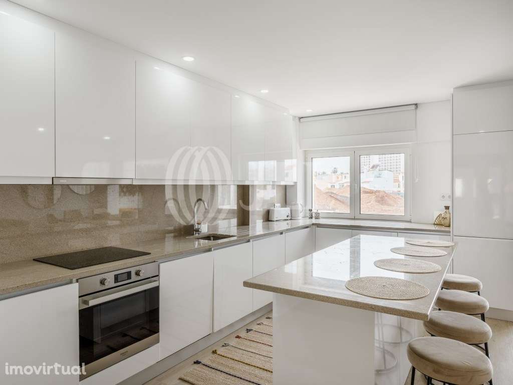 Apartamento T2+1 com varandas, Quarteira, Algarve - Grande imagem: 4/19