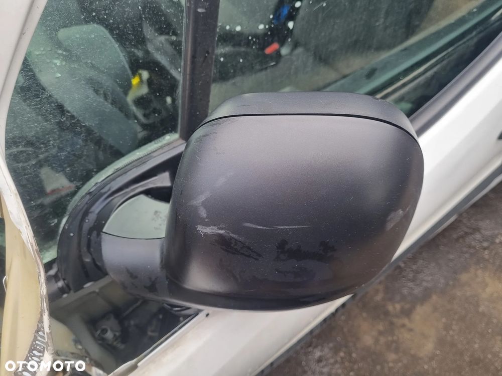 PEUGEOT PARTNER II III LIFT 12-18 r. LUSTERKO lewe 3 + 4 PIN * - 1
