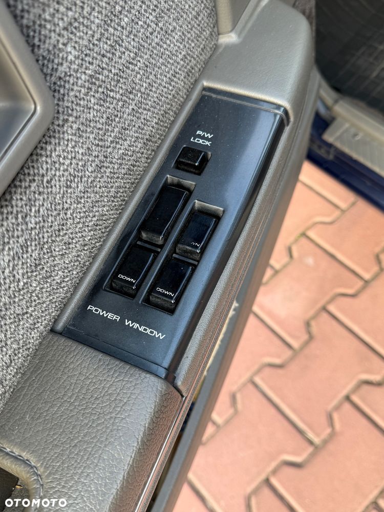 Nissan Laurel 2.8 GL D - 8