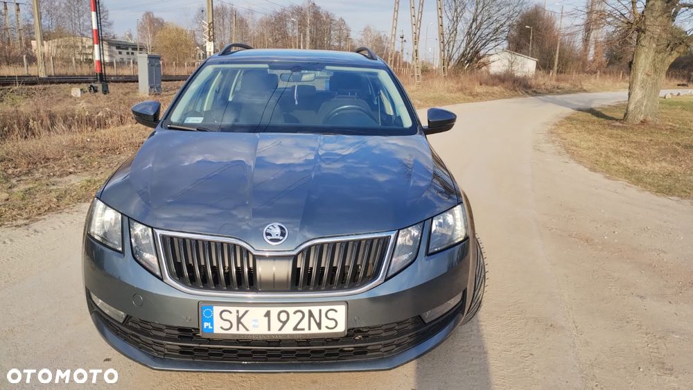 Skoda Octavia 2.0 TDI SCR Ambition DSG - 24