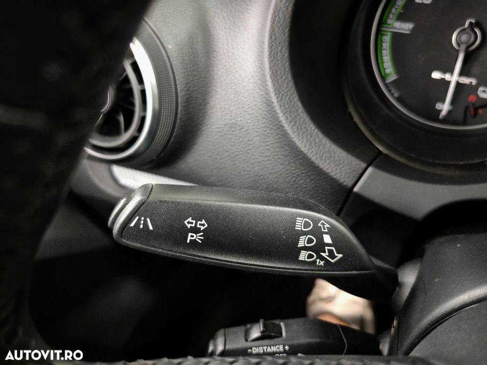 Audi A3 1.4 TFSI Sportback e-tron Ambiente - 29
