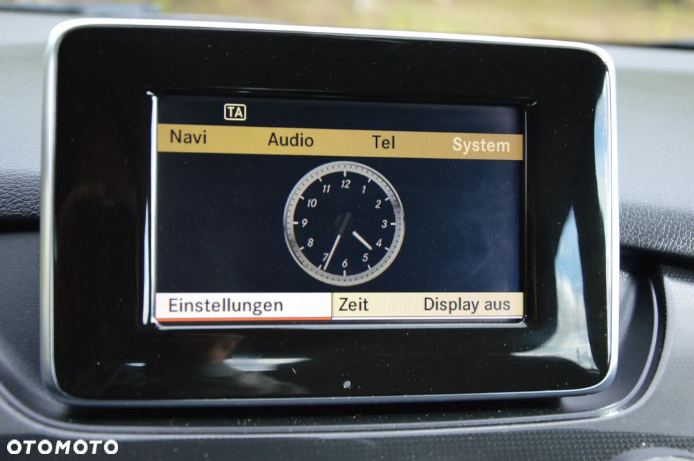 Mercedes-Benz Klasa B 180 CDI (BlueEFFICIENCY) - 29