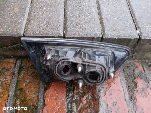 MITSUBISHI LANCER SEDAN X 10 EVO X 08 PRAWA TYLNA LAMPA KLAPA - 2