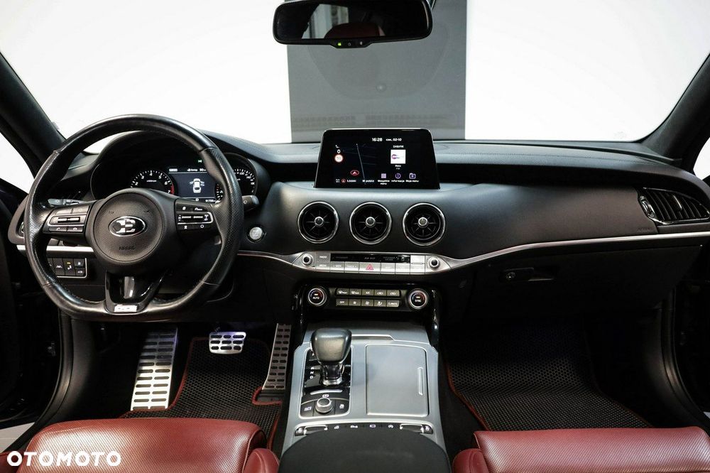 Kia Stinger - 20