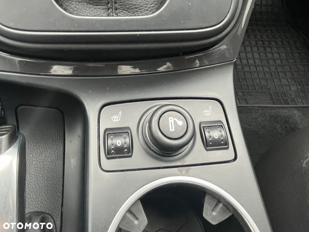 Ford Kuga 2.0 TDCi 4x4 Titanium - 25