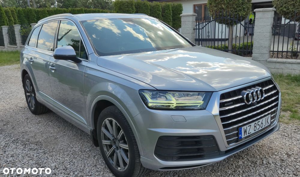 Audi Q7 - 10