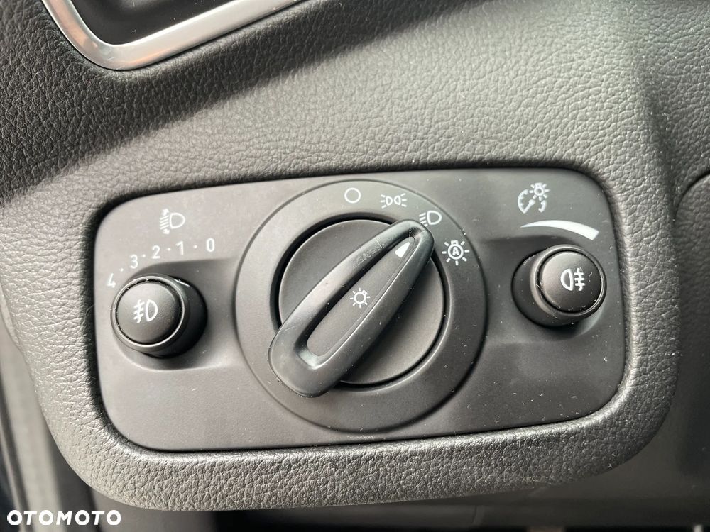Ford Kuga 2.0 TDCi Titanium - 16