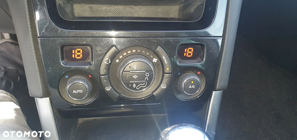 Peugeot 308 1.6 e-HDi Active STT - 8
