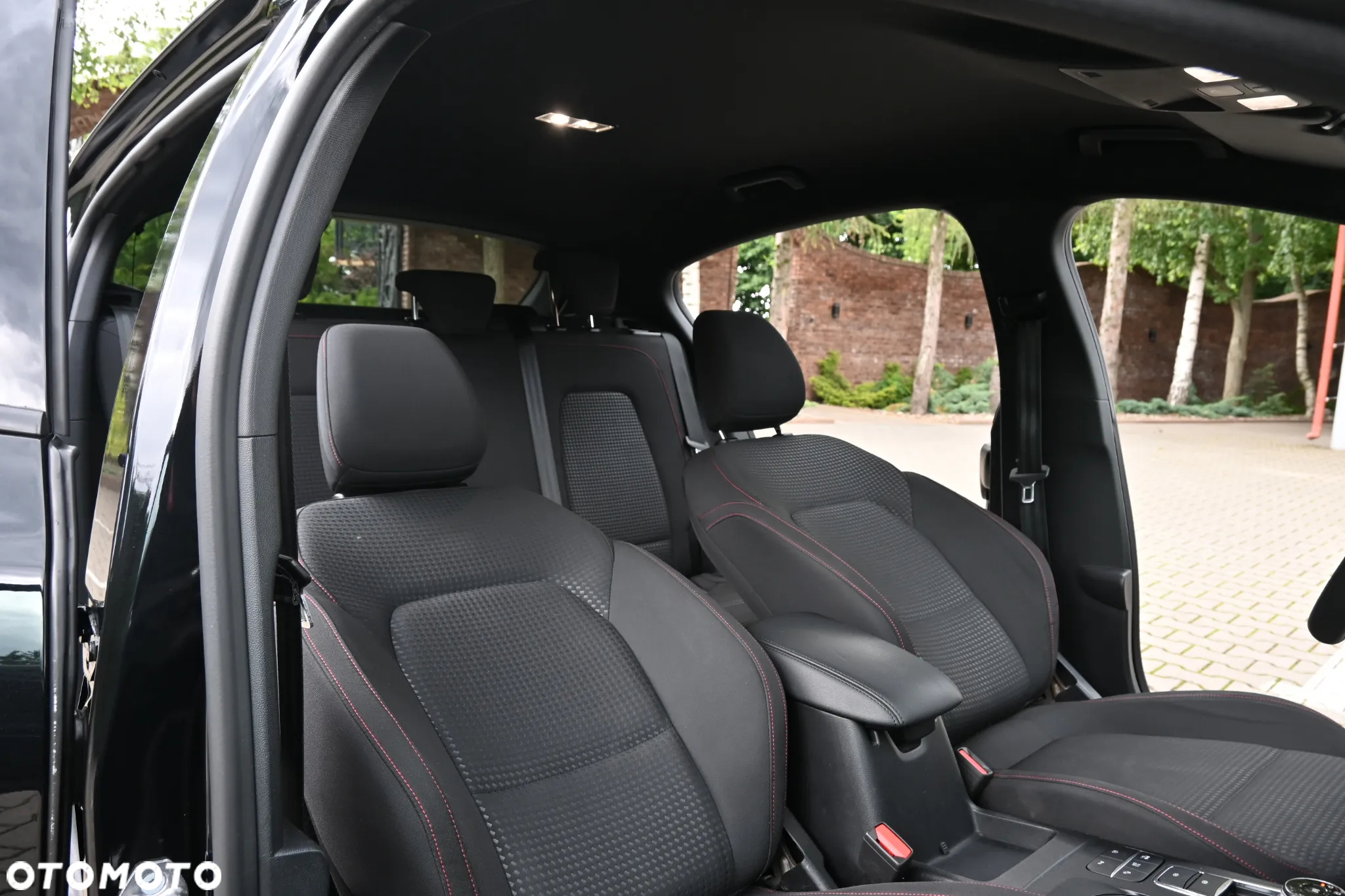 Ford Focus 1.5 EcoBoost ST-Line X - 39