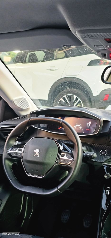 Peugeot 208 1.2 PureTech Allure - 6