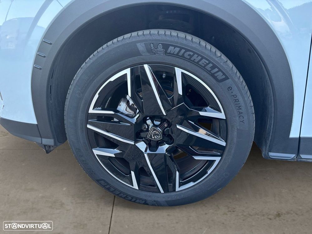 Peugeot 3008 1.2 Hybrid Allure e-DCS6 - 15