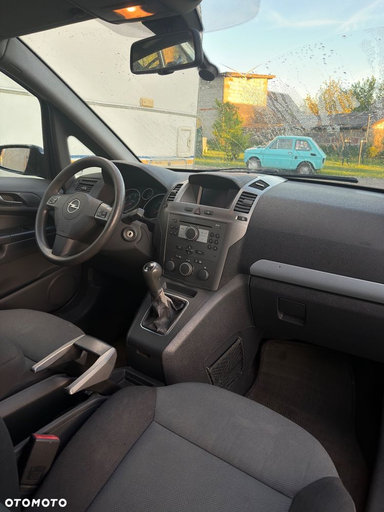 Opel Zafira 1.9 CDTI Enjoy - 9