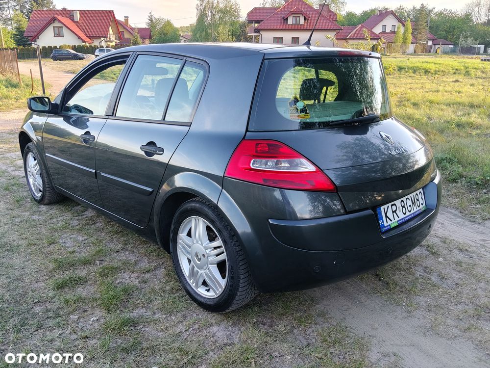 Renault Megane 1.6 Exception - 3