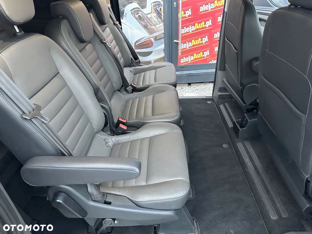 Ford Tourneo Custom 320 L2H1 VA Autm Titanium - 8