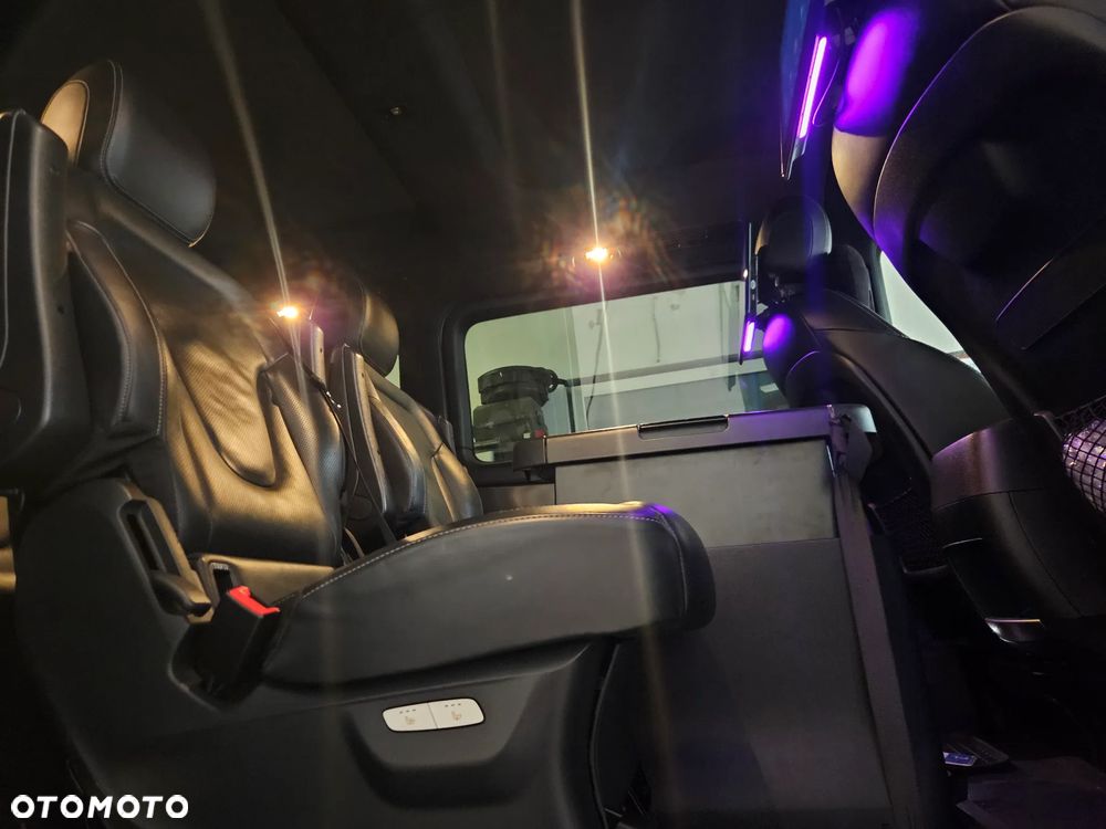Mercedes-Benz Klasa V 250 d 4-Matic 7G-Tronic - 31
