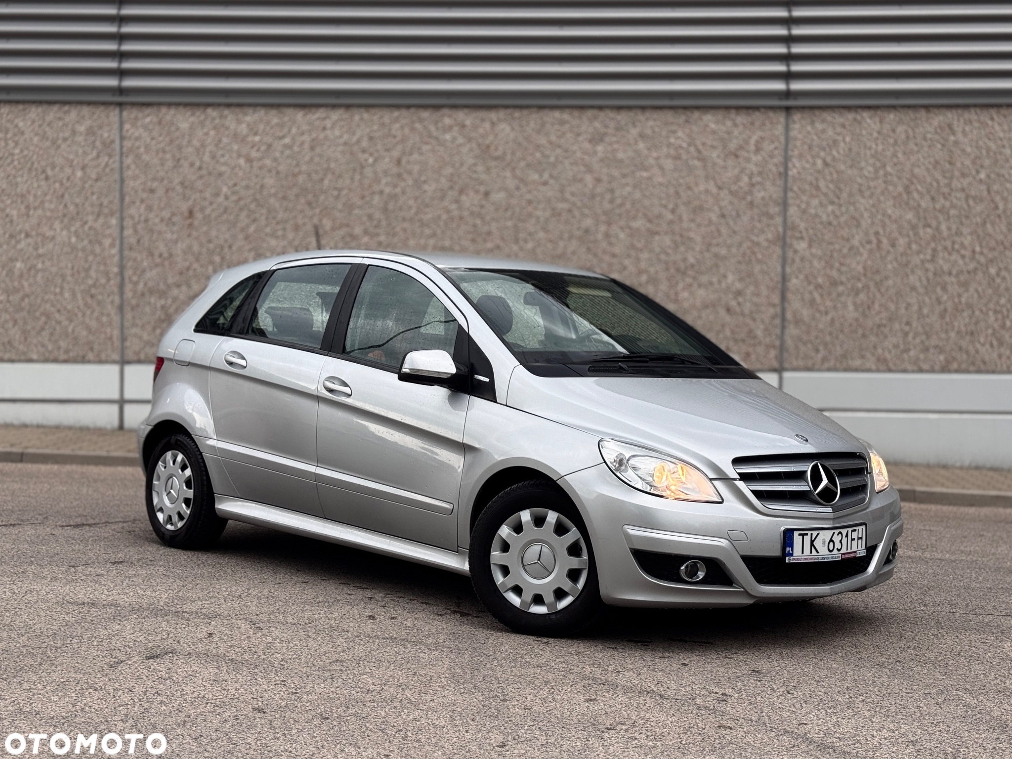 Mercedes-Benz Klasa B 170 BlueEffICIENCY - 2