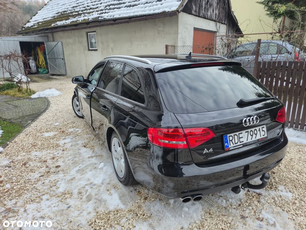 Audi A4 Avant 2.0 TDI - 11