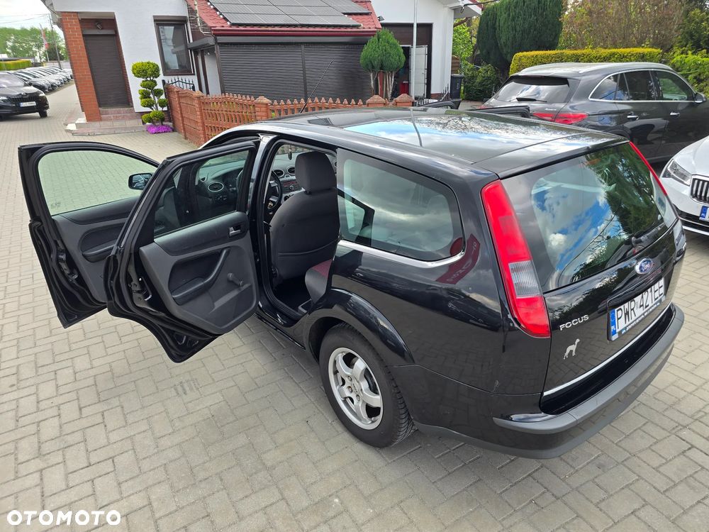Ford Focus - 38