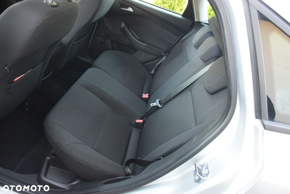 Ford Focus 1.5 EcoBlue STart-Stopp-System TITANIUM - 22