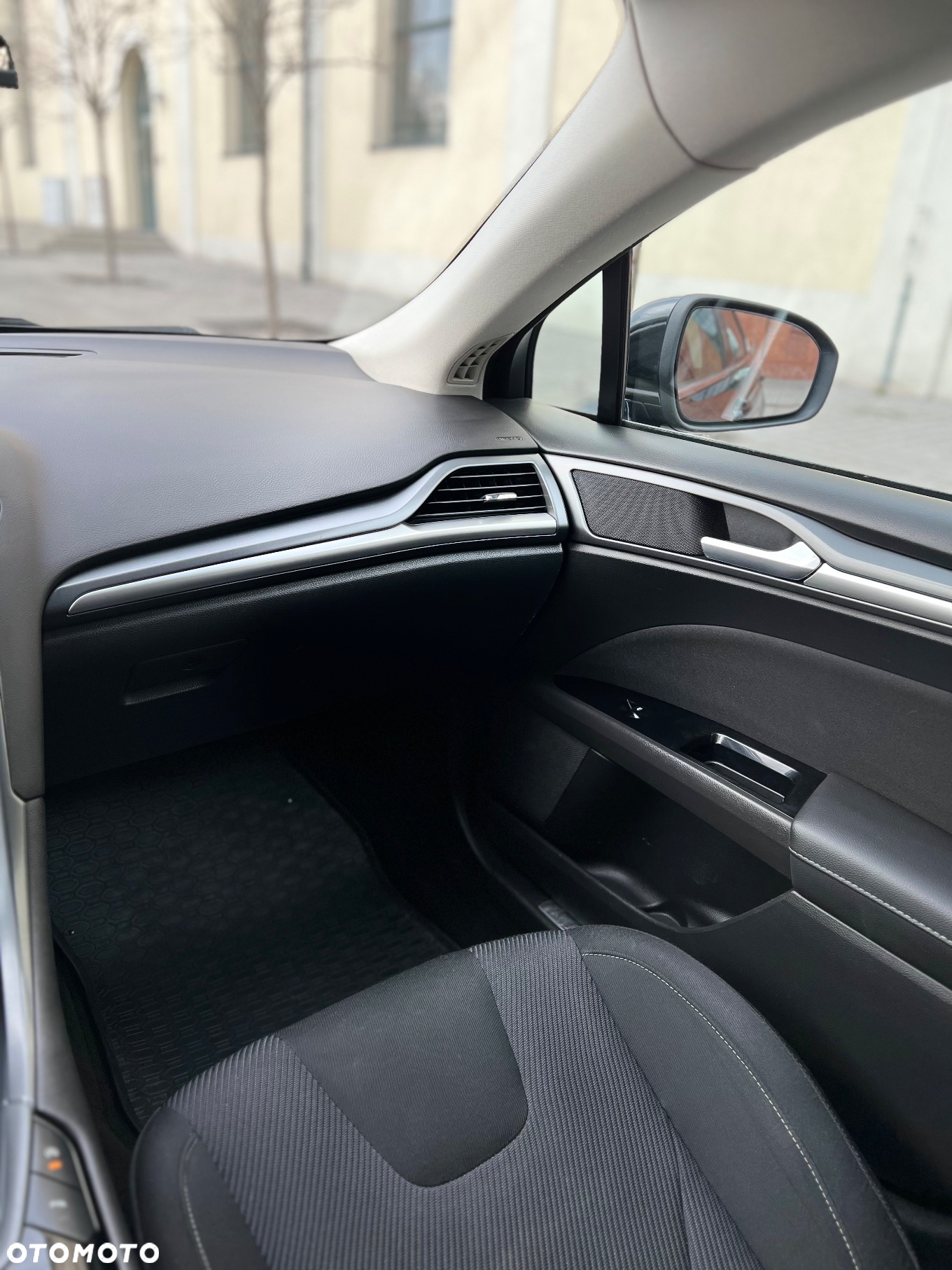 Ford Mondeo 2.0 TDCi Titanium - 29