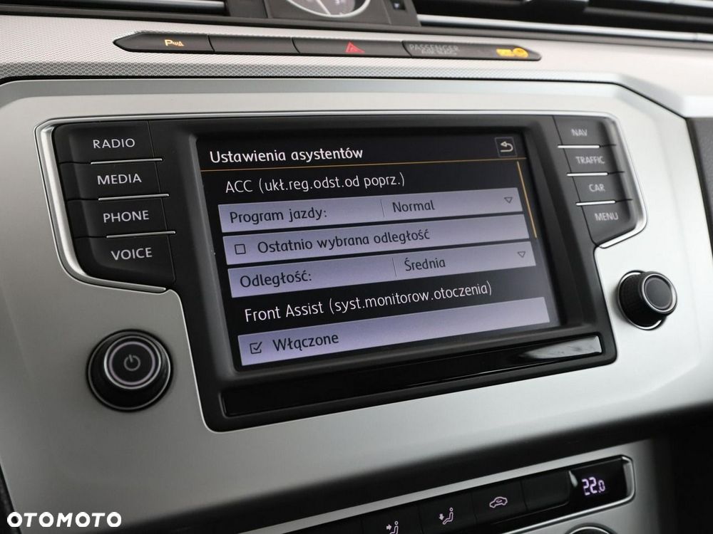 Volkswagen Passat 1.4 TSI (BlueMotion Technology) Comfortline - 25