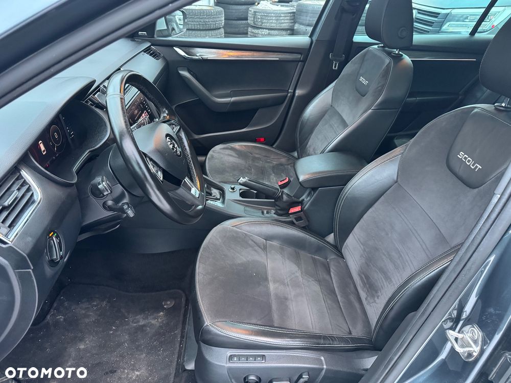 Skoda Octavia Scout 2.0 TDI 4x4 DSG - 5