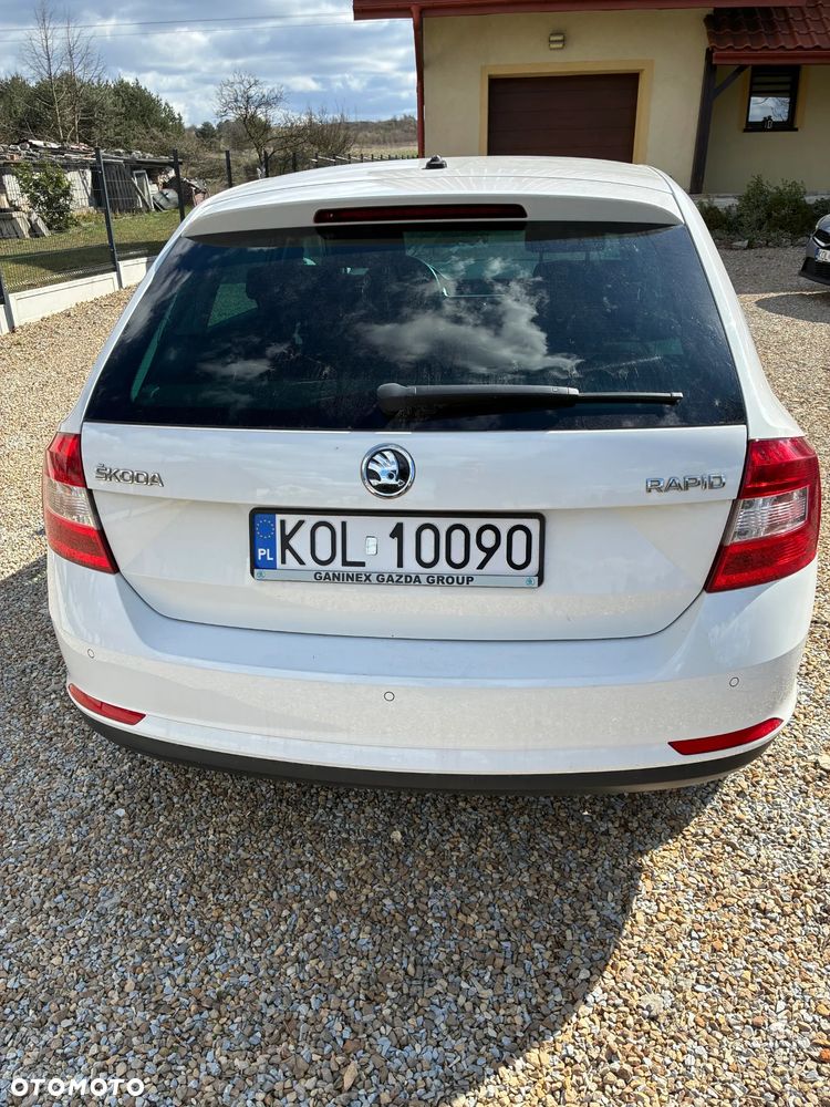 Skoda RAPID 1.2 TSI Ambition - 4