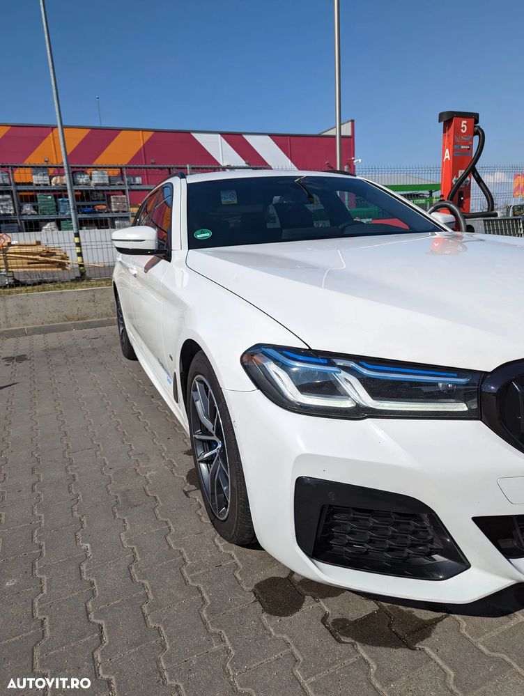 BMW Seria 5 530d xDrive AT MHEV - 3