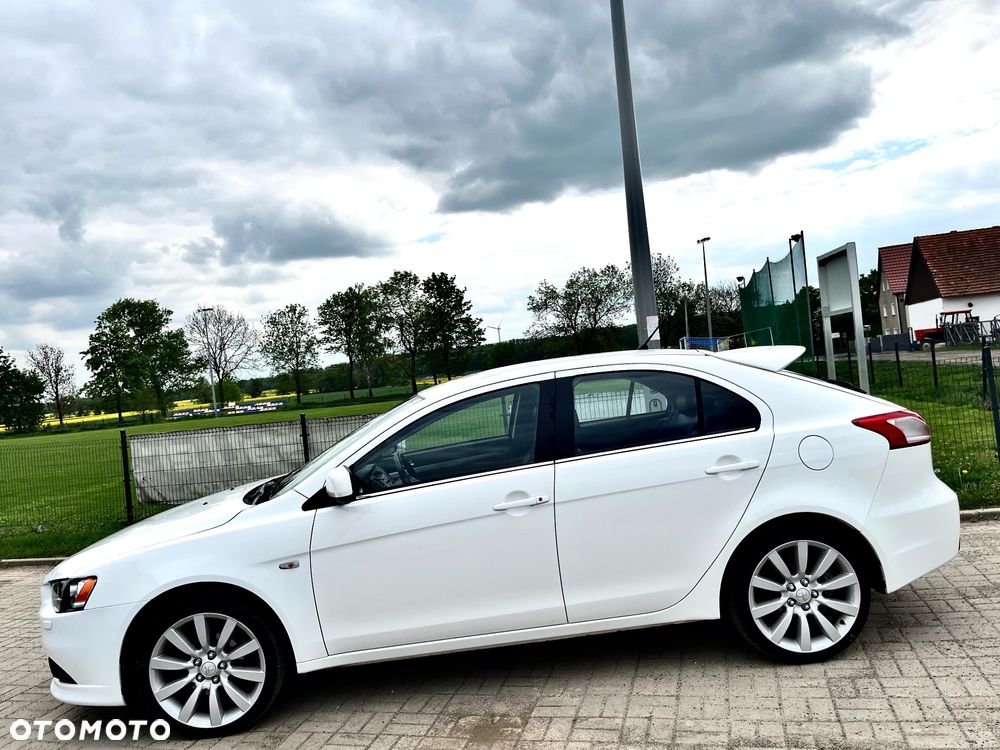 Mitsubishi Lancer 1.8 Intense - 8