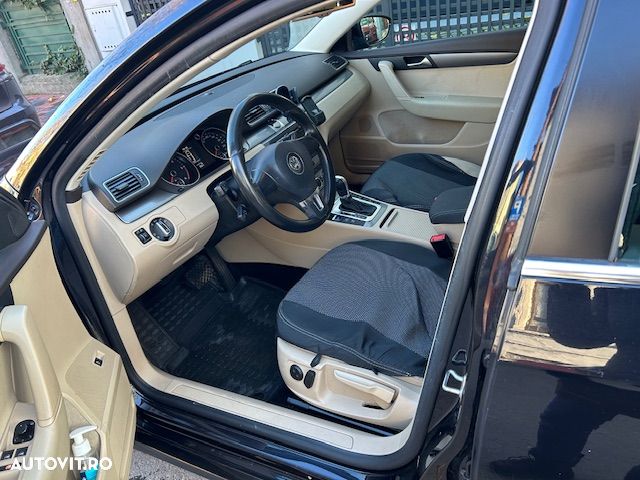 Volkswagen Passat 2.0 Blue TDI DSG SCR Comfortline - 3