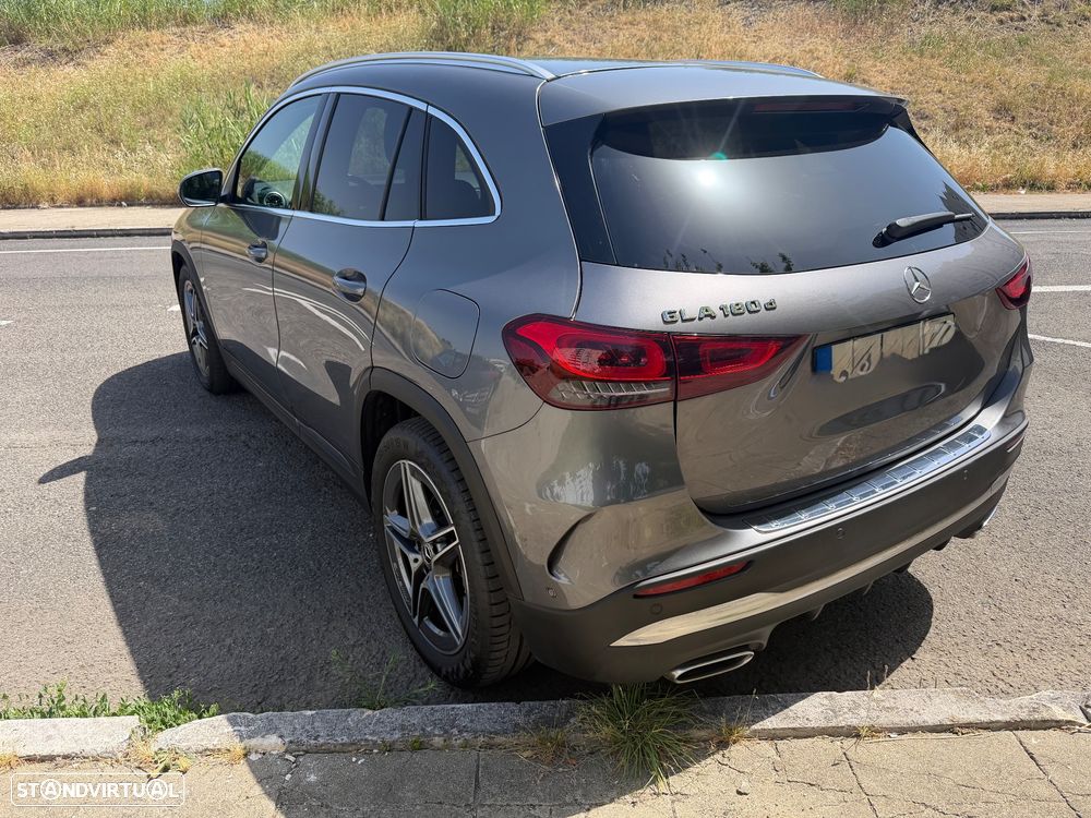 Mercedes-Benz GLA 180 d AMG Line - 8